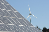 Symbolbild Stromerzeugungsanlagen Wind und Sonne